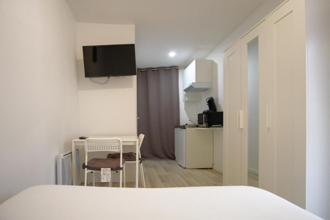 Charming And Cozy Near Montparnasse Parigi